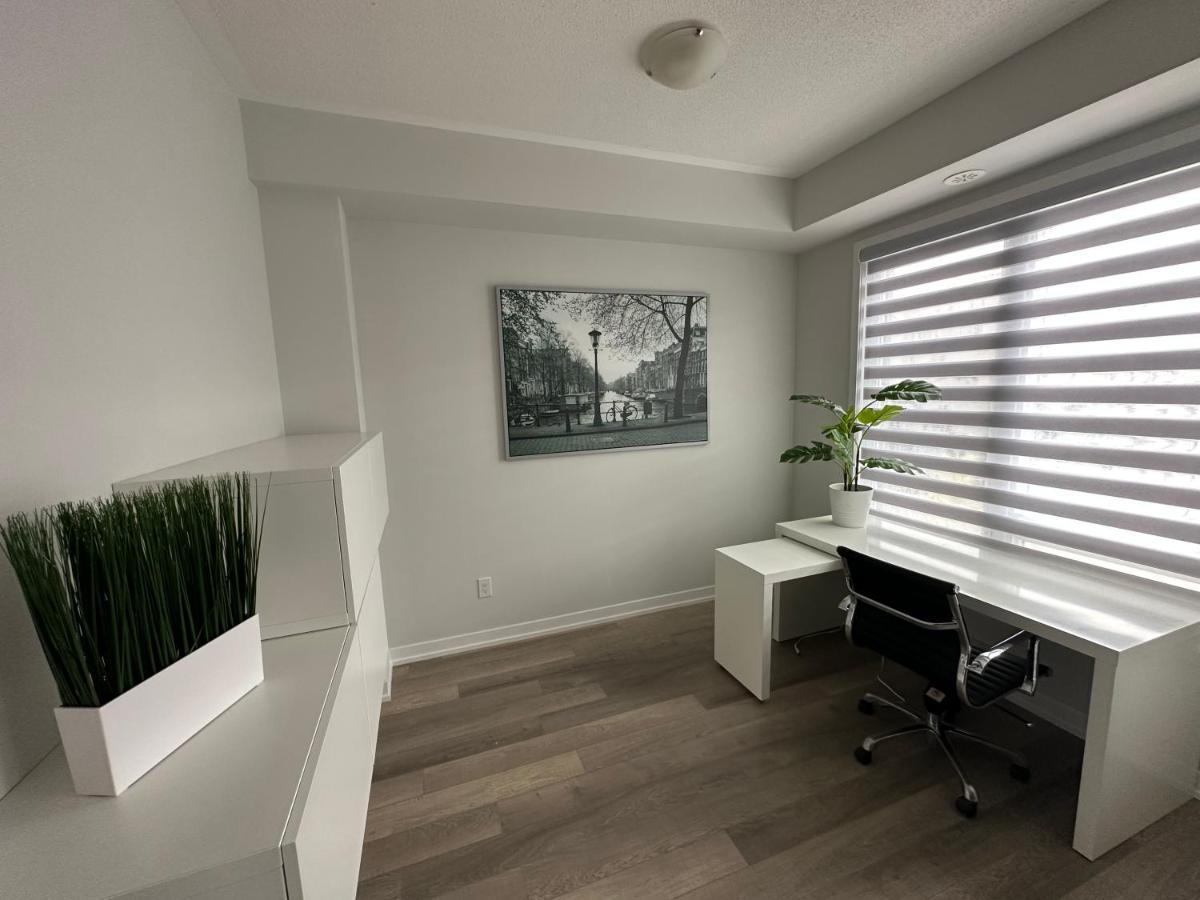 Modern Townhouse, Vaughan, Ontario, Canada Exteriör bild